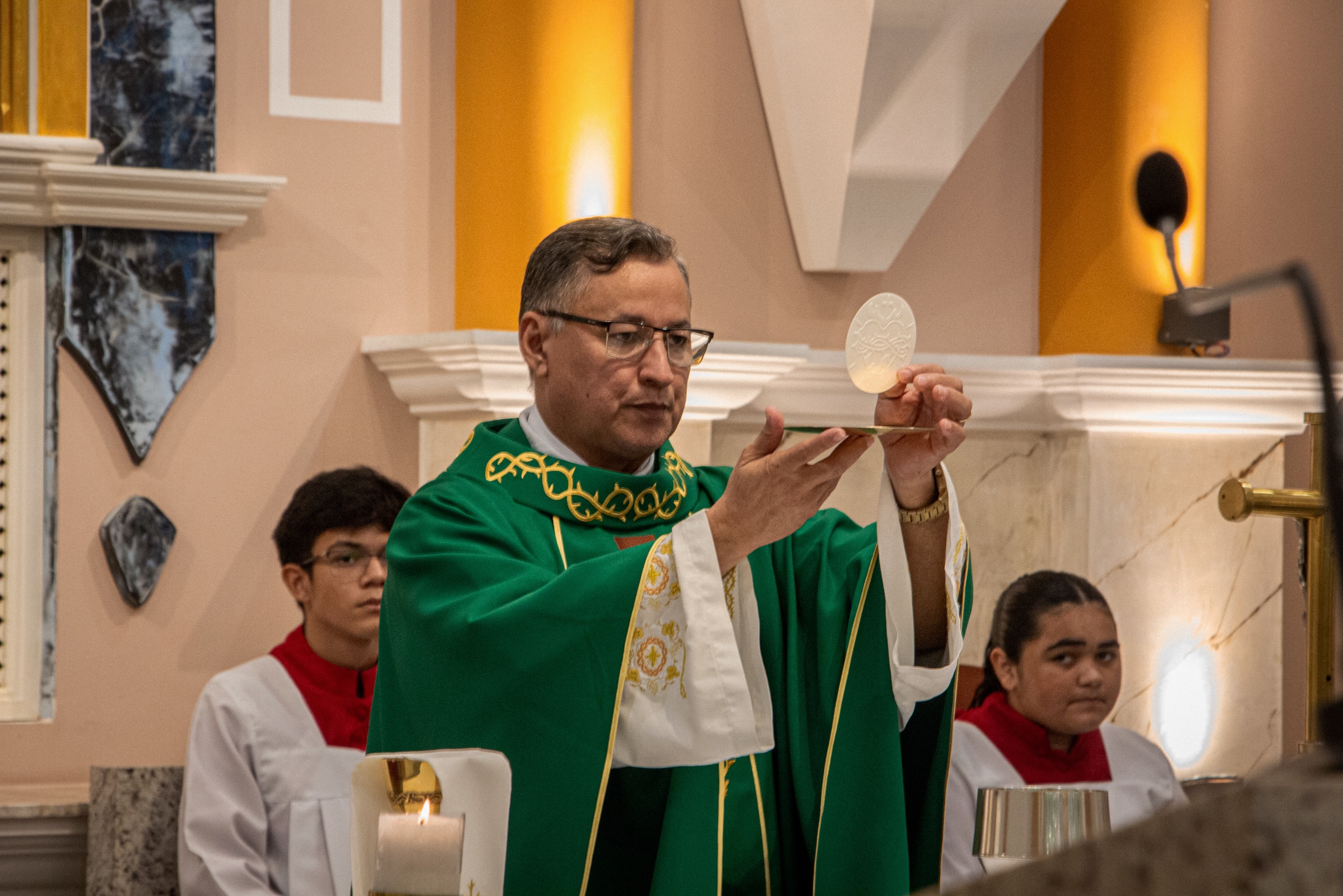 Ações de caridade da paróquia